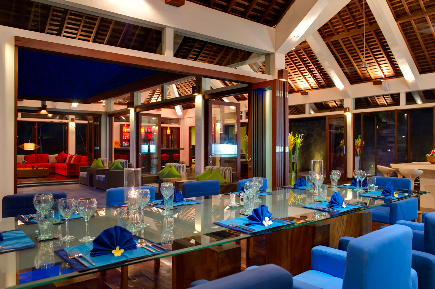 Bali Villa Arsana Estate dining & living at night