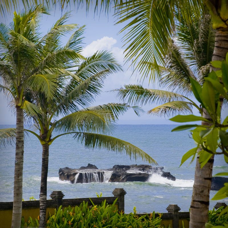 Bali Villa Semarapura Ocean view from garden.jpg