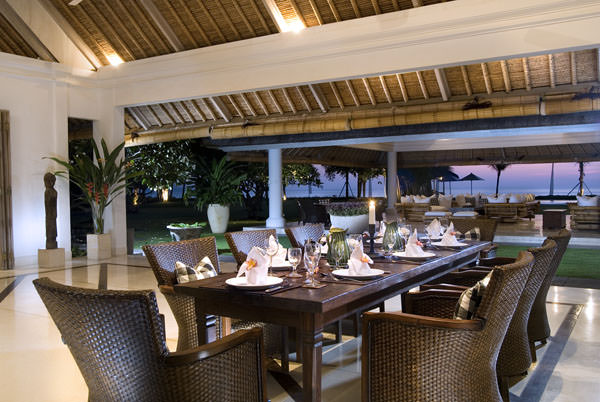 Bali Villa Atas Ombak Atasombak dining room