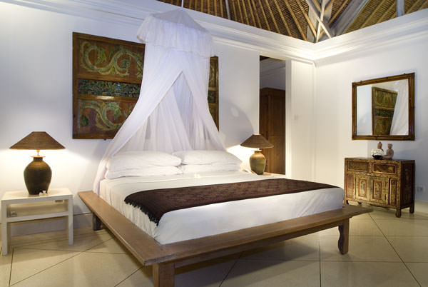 Bali Villa Atas Ombak Atasombak lower bedroom