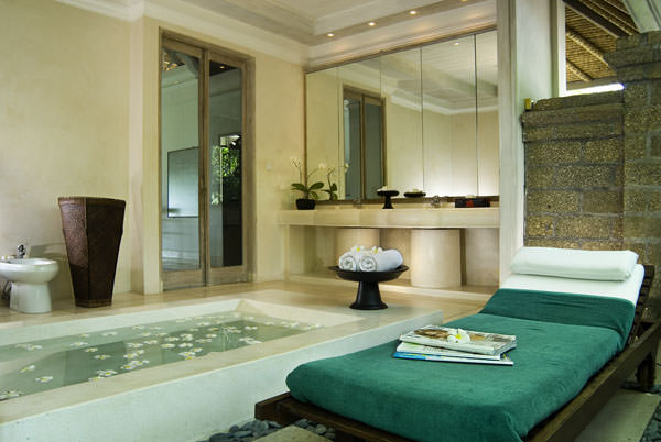 Bali Villa Atas Ombak Atasombak master bathroom