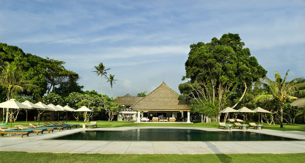 Bali Villa Atas Ombak Beach front villa view