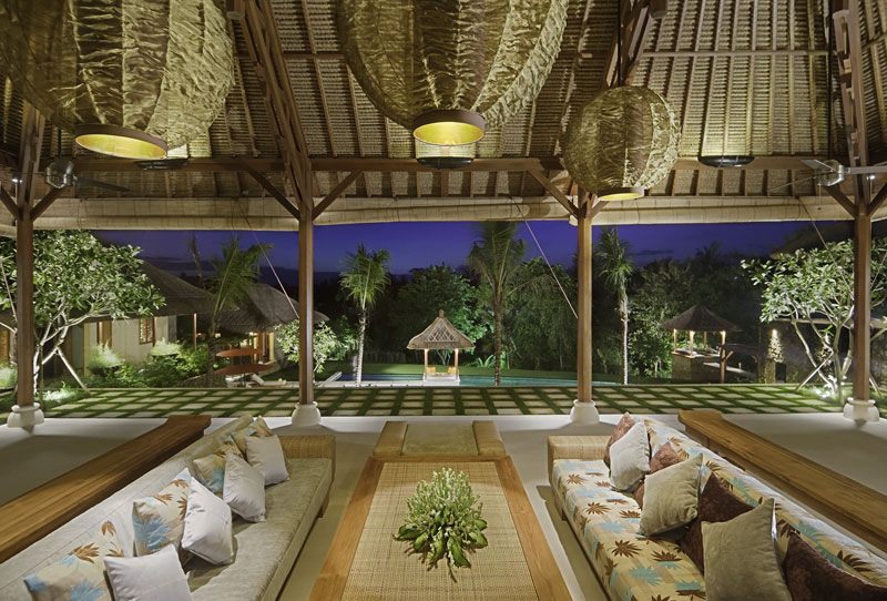 Bali Villa Puri Bawana Main living area interior .jpg