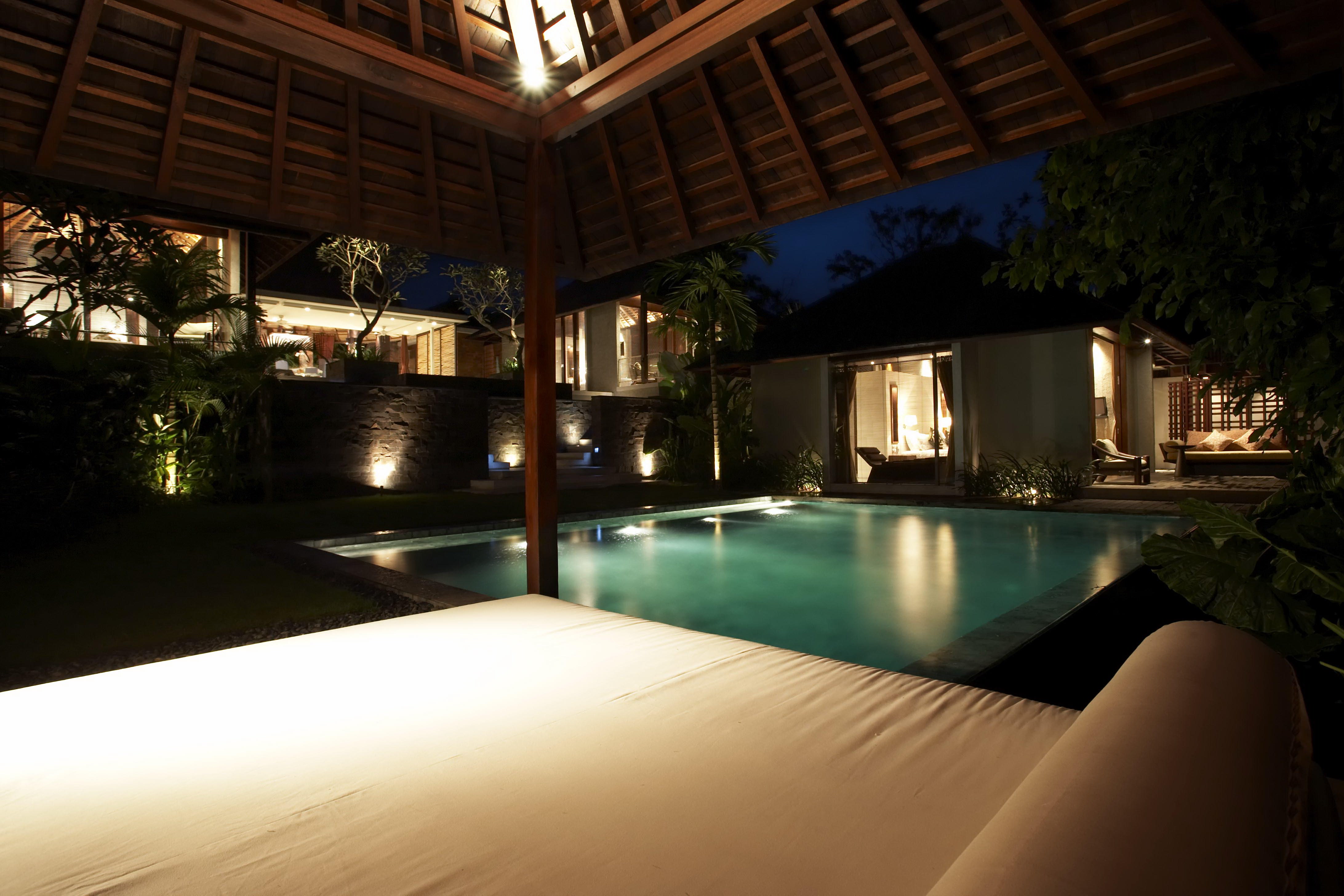 Bali Villa Tukad Pangi pool side pavilion by night