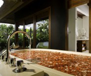 Bali Villa Puri Bawana Suite bathtub .jpg