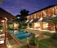 Bali Villa Windu Sari Night photo