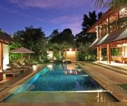 Bali Villa Windu Sari Night photo