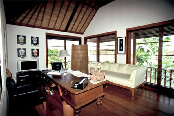 Bali Villa Ramadewa Study